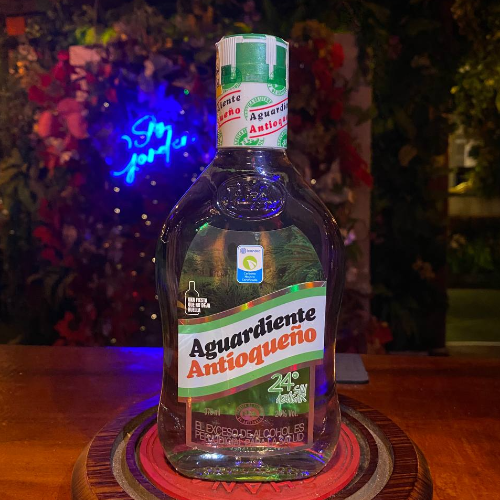 Aguardiente antioqueño tapa verde 375 ml